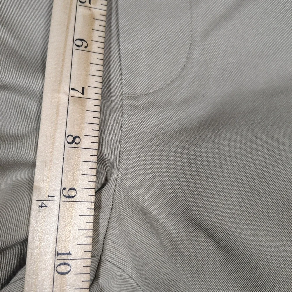 Roundtree & Yorke Chino Pants Mens 32x29 Khaki Straight Leg Twill 100% Cotton